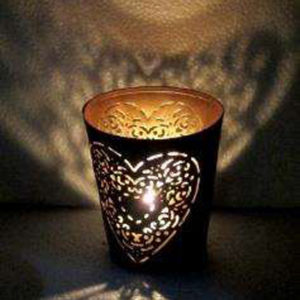 shadow candle holder