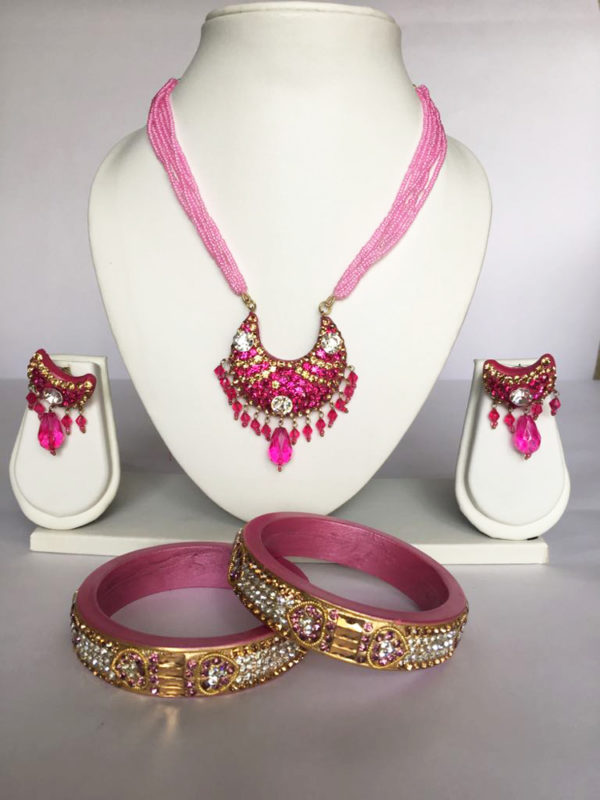 lac necklace earrings bangles