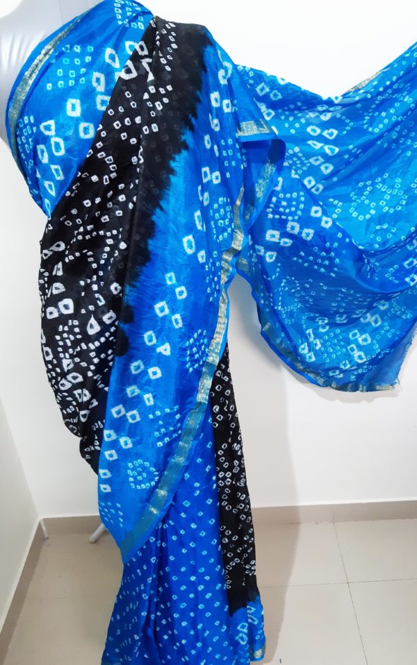 handcrafted bandhani sarees